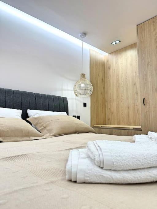 Oasis Luxury Apartments Erétria Kültér fotó