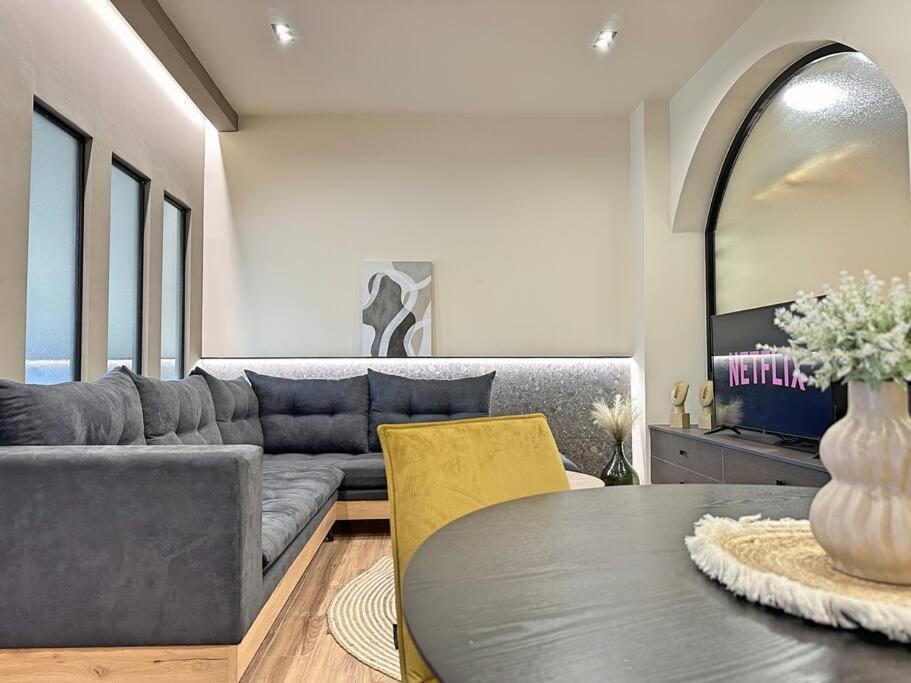 Oasis Luxury Apartments Erétria Kültér fotó