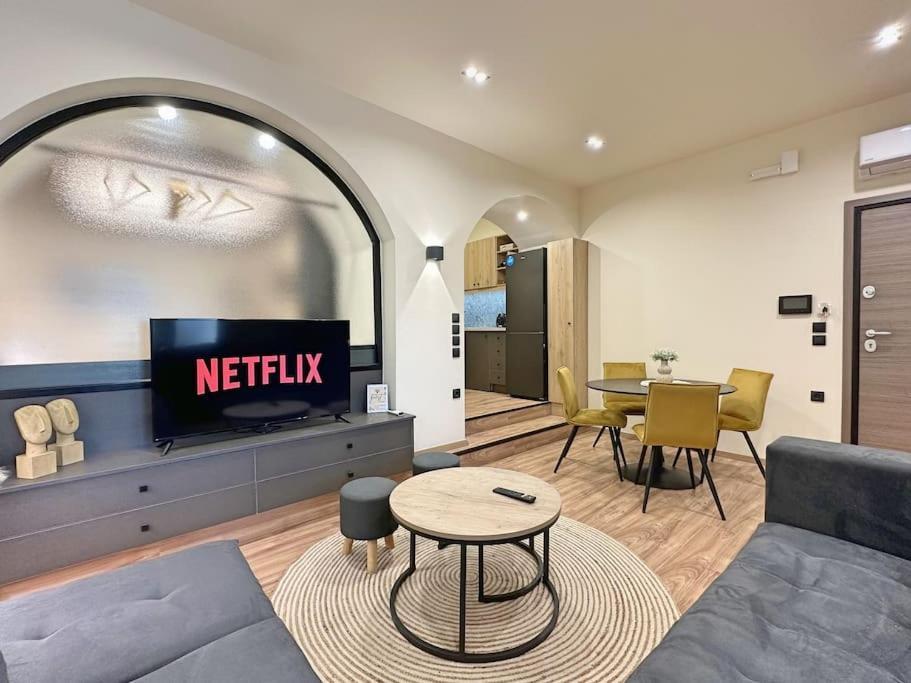 Oasis Luxury Apartments Erétria Kültér fotó